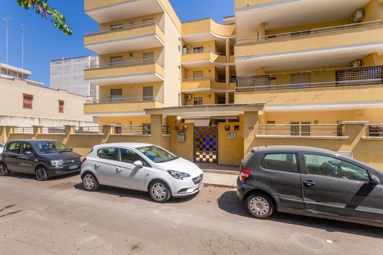 Roomy Apartment With Terrace & Parking レッチェ エクステリア 写真